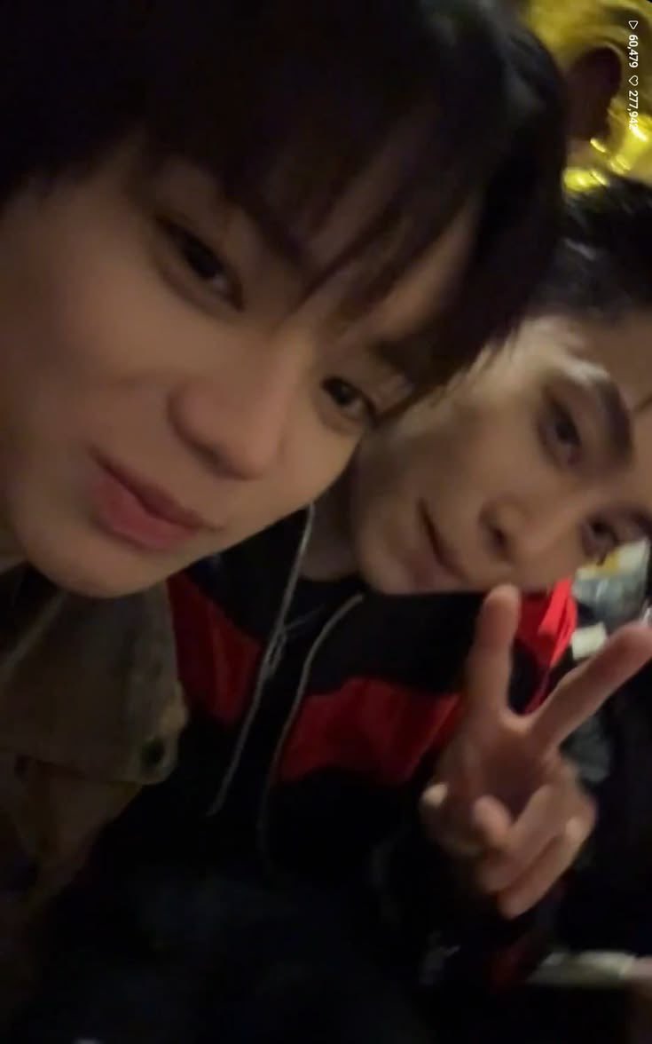 Ryulism4's tweet photo. double attack https://t.co/pTiCwTG5yT