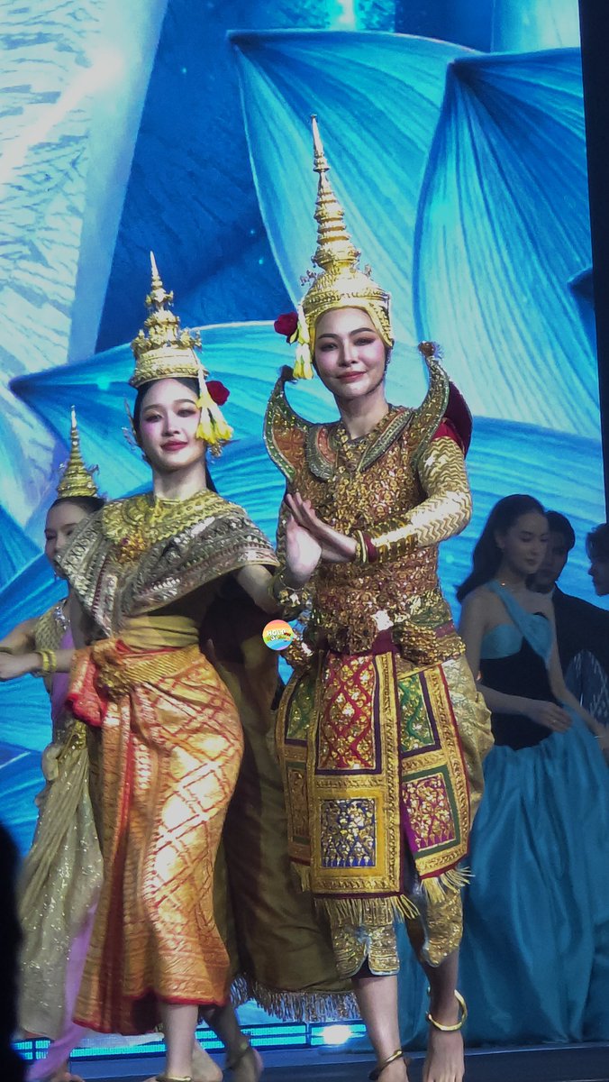 HoldNgran's tweet photo. การแสดงขนลุกมากกกกกก❤️‍🔥 พระนาางเหมาะสมมาก

FAYEATOM Y ENT AWARDS 2026

#Holdงานมาฮาก่อน #glseries #YentertainAwards2026xFayeAtom 
#FayePeraya #ฝ้ายพีรญา #AtomPariya https://t.co/WHy0IrNUit