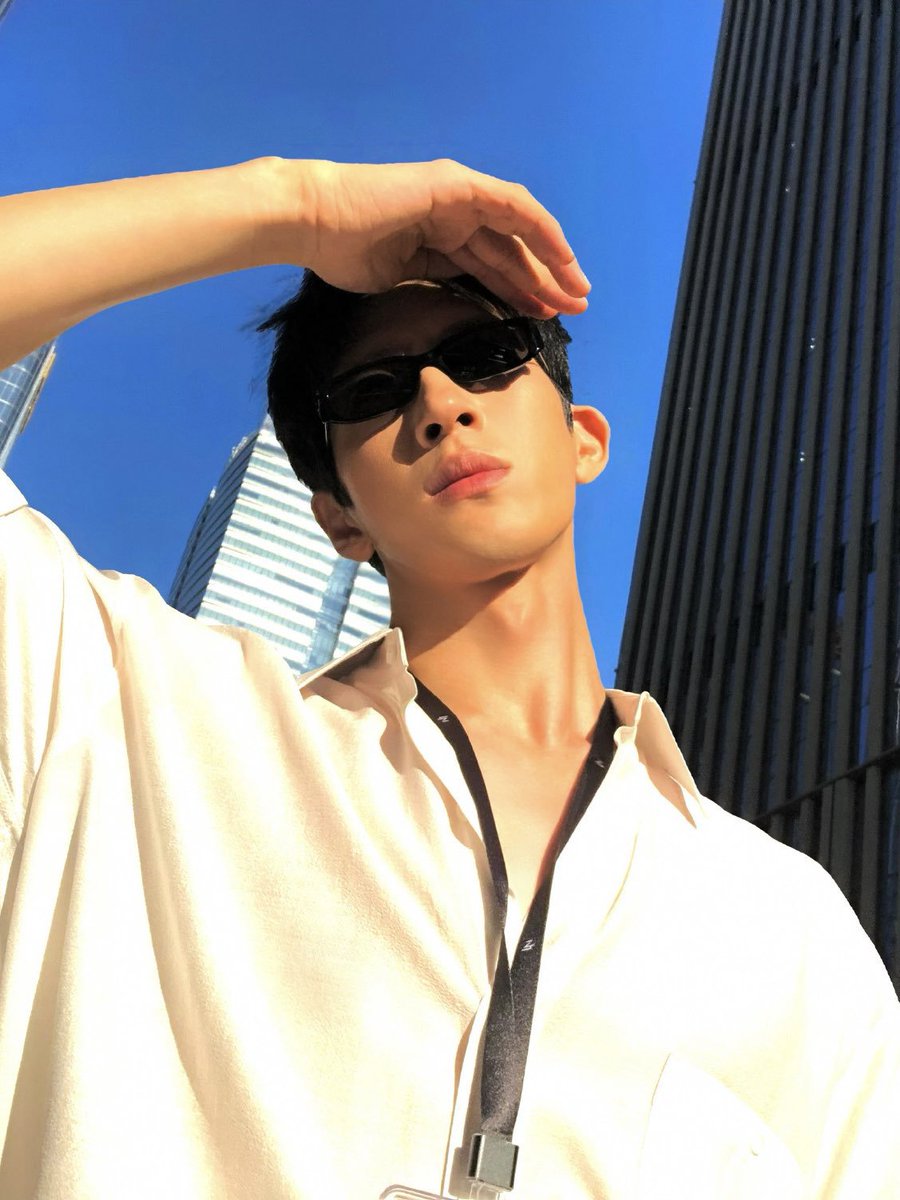 boranfiles's tweet photo. Jing Boran has surpassed 1 million followers on Instagram 🔥

Congratulations, Jingbao!! 💙

#JingBoran #井柏然 https://t.co/rNS3bBmAxa