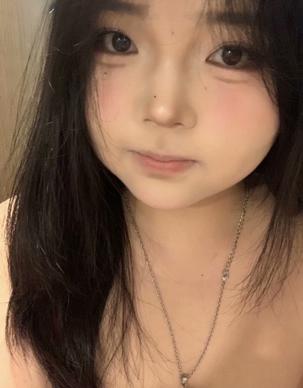 uxyuv4's tweet photo. 正直に教えてください🫣

よく強いぽっちゃり女子に誘われて
迷惑じゃなよって人いませんか？ https://t.co/XVCKe5AUh3