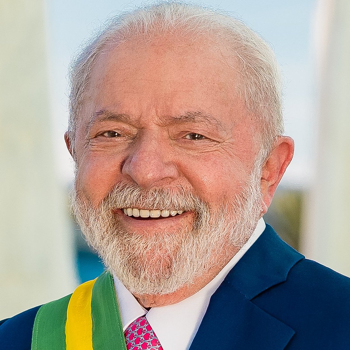 stagepopbr's tweet photo. Sabem quem não tem áudio, ligação ou mensagem com Vorcaro? Luiz Inácio Lula da Silva. https://t.co/zPn4n8MctI