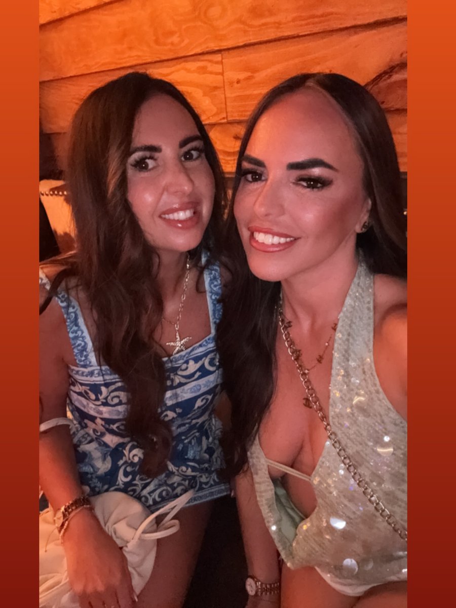 KishaLisby's tweet photo. Benidorm, night one. https://t.co/A8lBwXBT8S