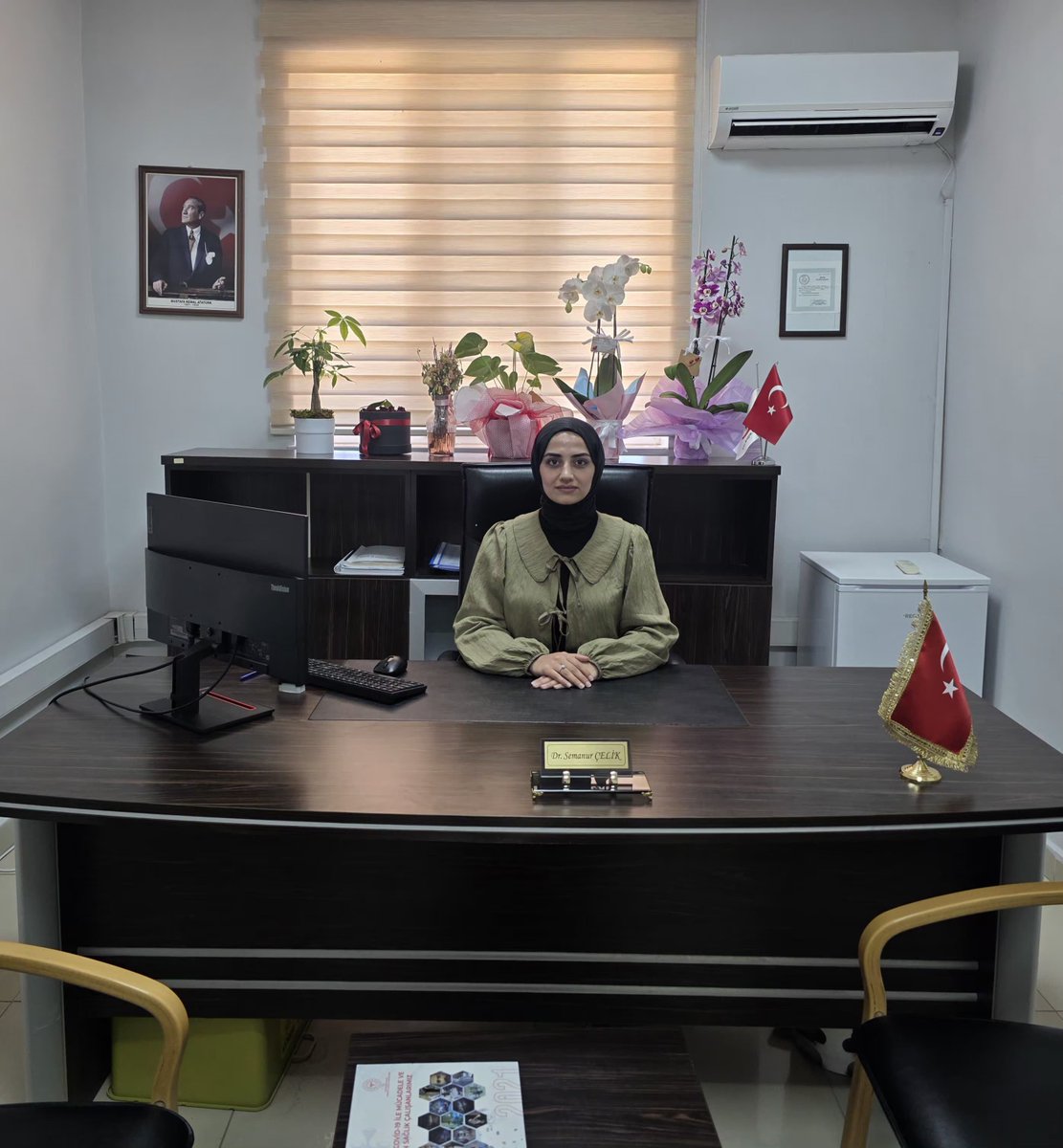 Mazidagi_ism's tweet photo. Mazıdağı İlçe Sağlık Müdürlüğü 'nde İlçe Sağlık Müdürü olarak Dr. Semanur ÇELİK görevine başlamıştır. Müdürlüğümüz, çalışanlarımız ve vatandaşlarımız adına hayırlı olmasını temenni ediyoruz.
Dr. Semanur ÇELİK ’e yeni görevinde başarılar diliyoruz.
@mardinilsaglik @halksagligigm https://t.co/nrb3ByH8VF