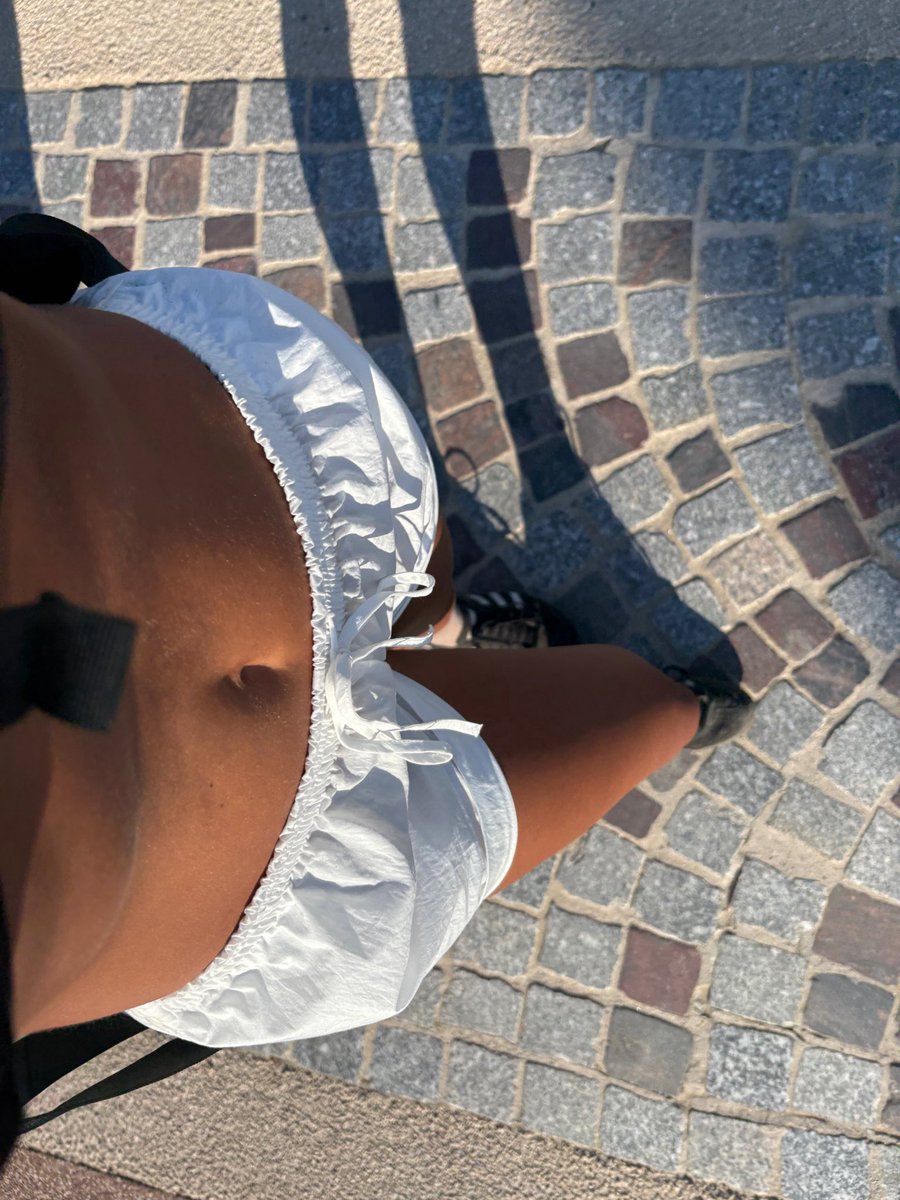 boncestlourd's tweet photo. Apres, vers st tropez https://t.co/SHRPPg3BLr