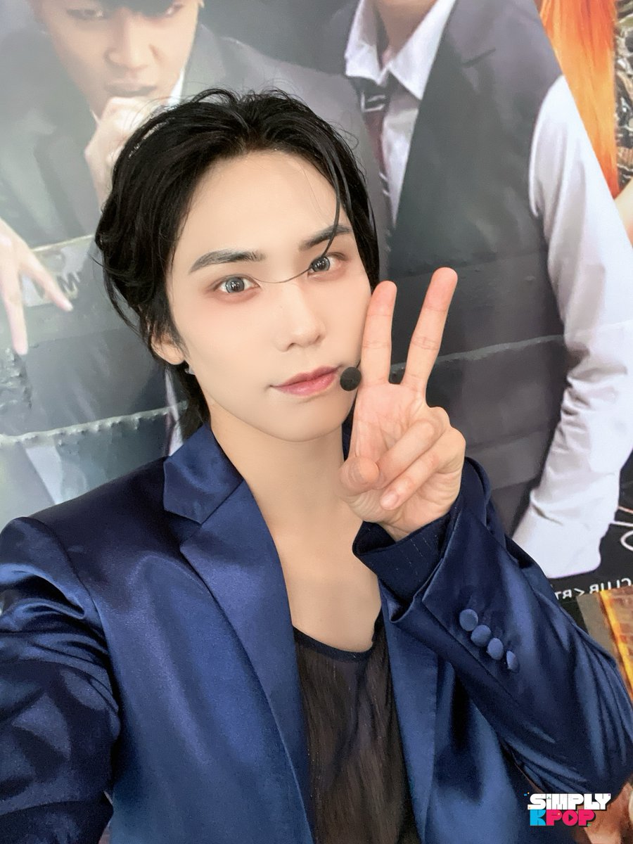 _Simplykpop's tweet photo. Fake It? We could never💫
Our love for ROCKY is 100% real💟

#ROCKY #라키
#SimplyKpop #심플리케이팝 https://t.co/SQRzoMIeyW