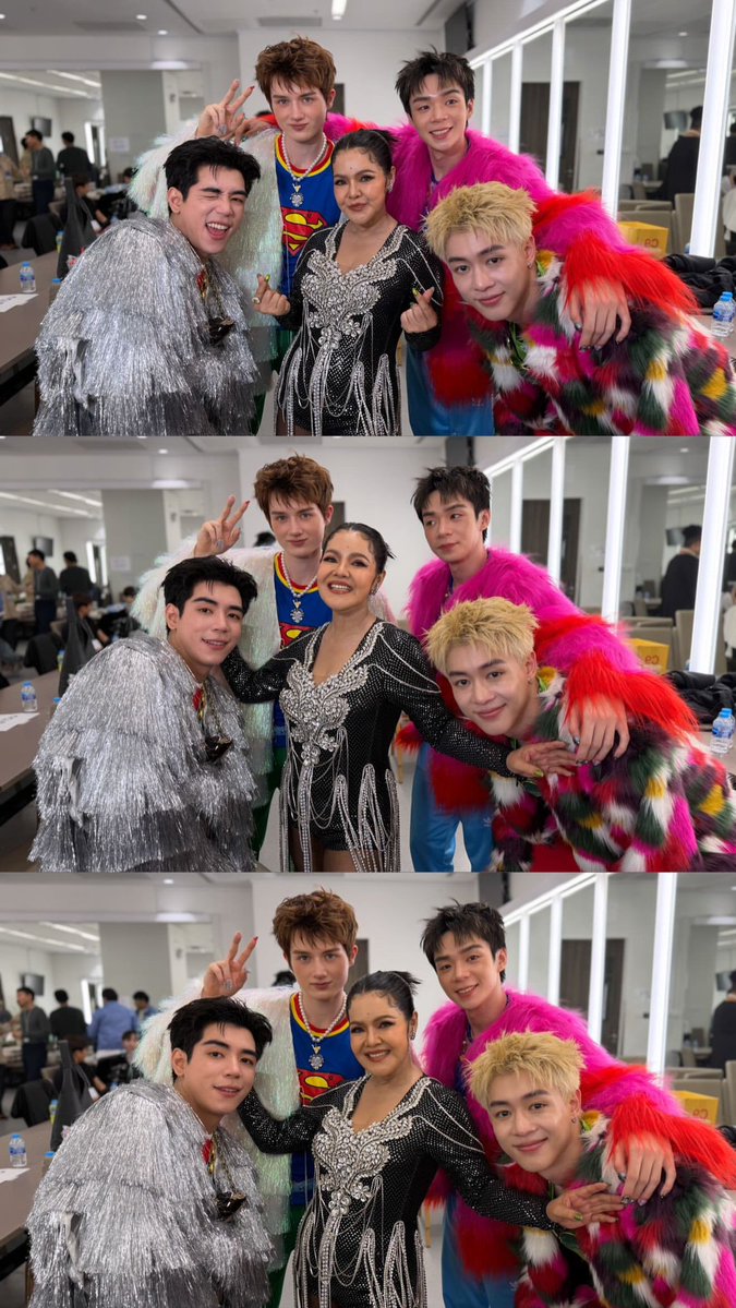 arika997's tweet photo. โหหหหหหห ชุดมาเป็นพู่เลย https://t.co/vlepyCAAvu