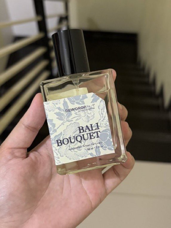 romapntis's tweet photo. parfum lokal harga under 100k yang spl nya gacor : https://t.co/UgbwyOIqCY