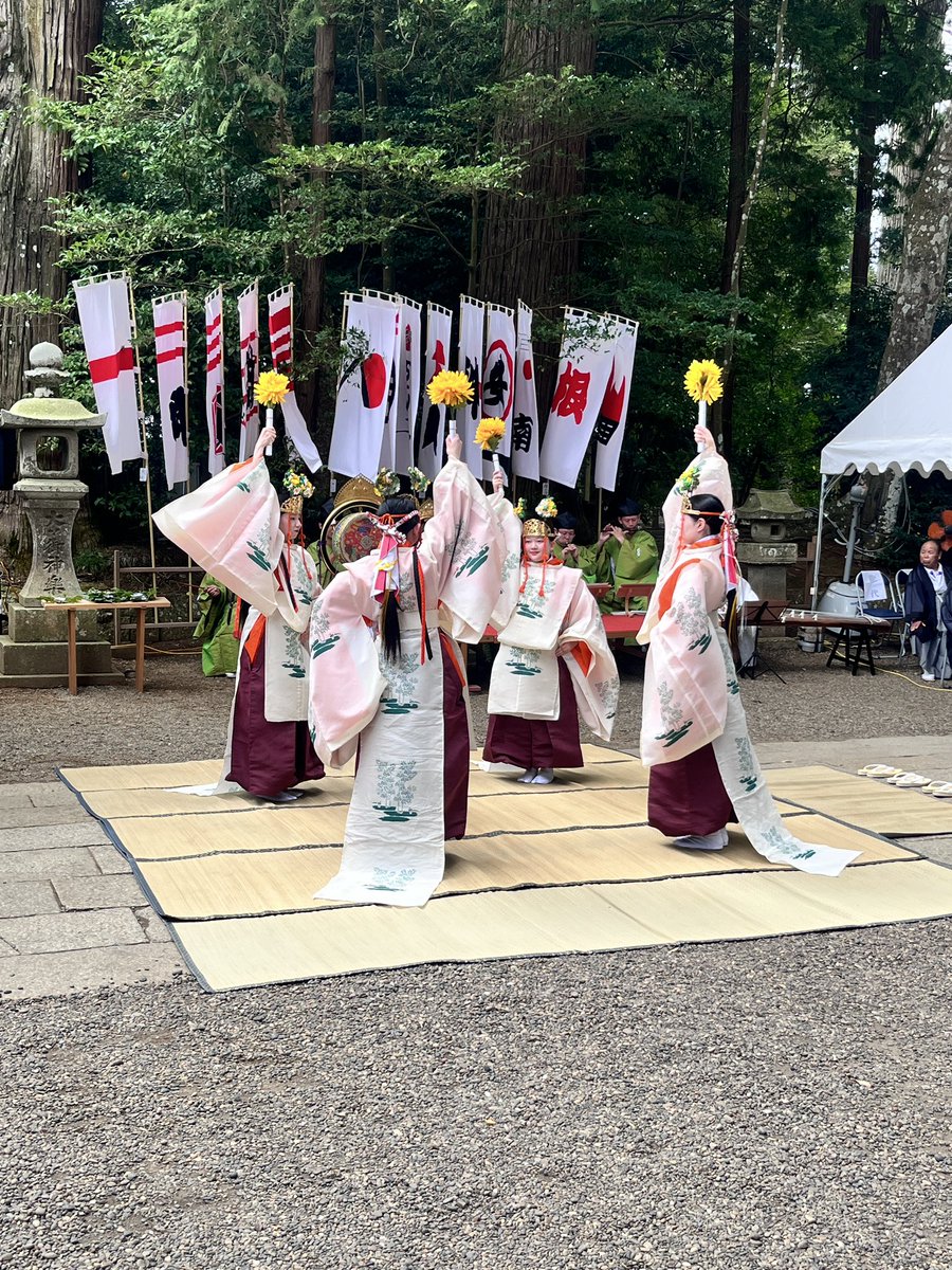 harumi_suijinja's tweet photo. 鹿島神宮式年大祭「行宮祭」
9月3日10時　昨日の御船祭の見学に続き、今日も鹿島神宮へ。大祭期間、より一層の御神気の高まりにありがたく参拝させていただき、2時間待っていよいよ祭典がはじまります
#鹿島神宮御宮祭 https://t.co/uK0tOu83vT