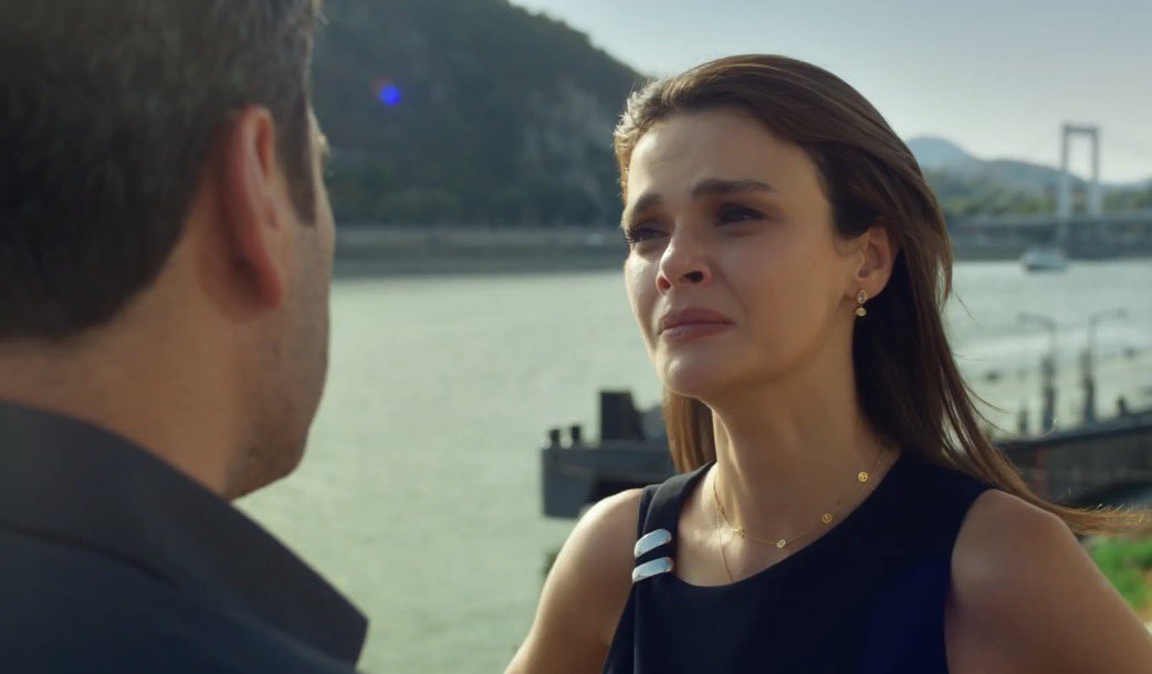 elzgr1's tweet photo. alya’m 🥺after seeing him, she has realized that there’s something worse than anger. standing in front of her is a man who no longer feels anything for her. the man who once held her in his arms and comforted her now wants nothing to do with her. he doesn’t care where she is or what she does, whether she’s standing right in front of him or far away. he doesn’t want her close, but if she is, it doesn’t affect him either. he doesn’t get jealous, his eyes don’t light up when he sees her, he isn’t angry, and he doesn’t want to know why she left because he simply doesn’t care anymore. she wants to see something when she looks into his eyes, she wants to be able to argue with him, she wants him to yell at her, she wants to yell at him, she wants to hug him, but the cihan standing in front of her is no longer that cihan… and this… this hurts more than any anger ever could 🥀 ah how is this love supposed to be rebuilt? there are no reproaches, no jealousy, no concern, just silence and indifference…