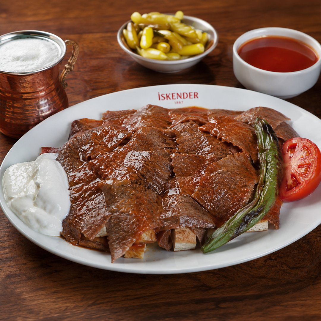 bpthaber's tweet photo. Baydöner'e 505.337 müşterinin verilerinin çalınması sebebiyle 1.000.000 TL idari para cezası kesildi. https://t.co/P7KesQp0Rx