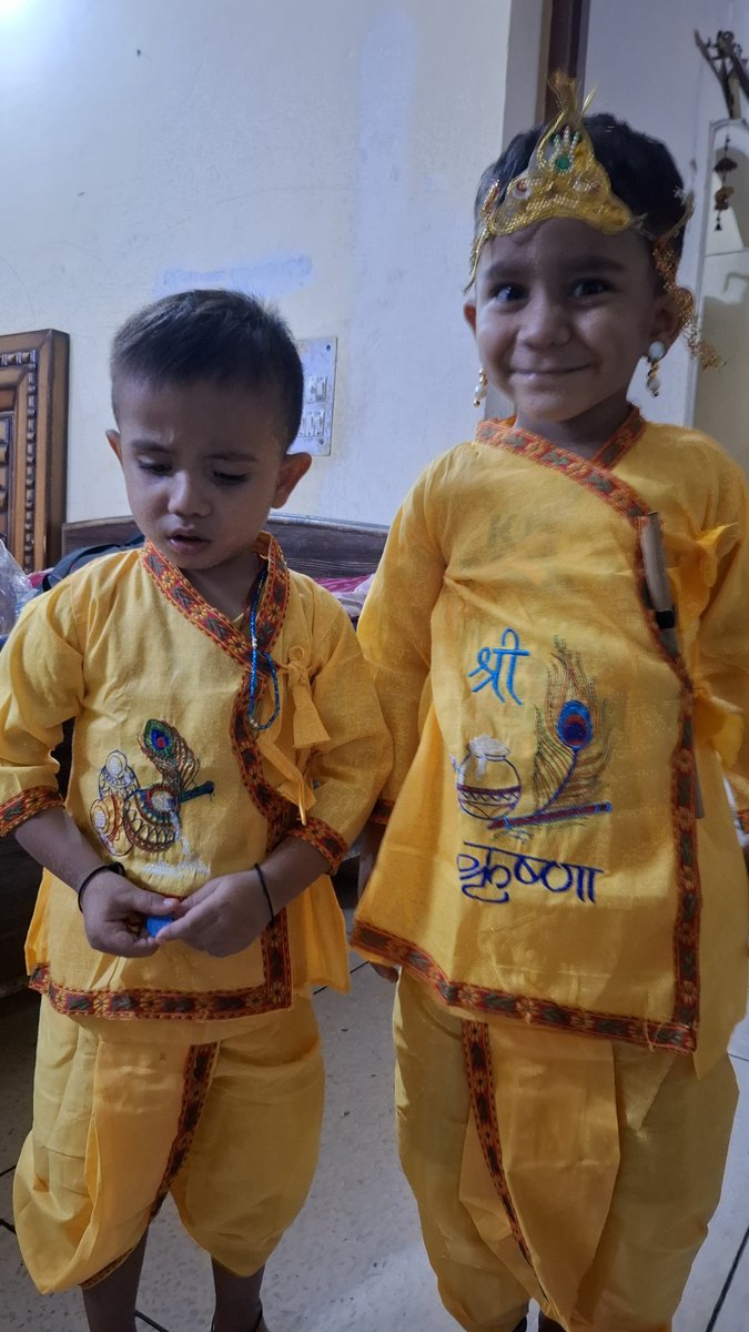 amanhostednft's tweet photo. ॐ कृष्णाय वासुदेवाय हरये परमात्मने
 प्रणतः क्लेशनाशाय गोविन्दाय नमो नमः

       JAY SHREE KRISHNA

#KrishnaJanmashtami https://t.co/SYiOjGm5YD
