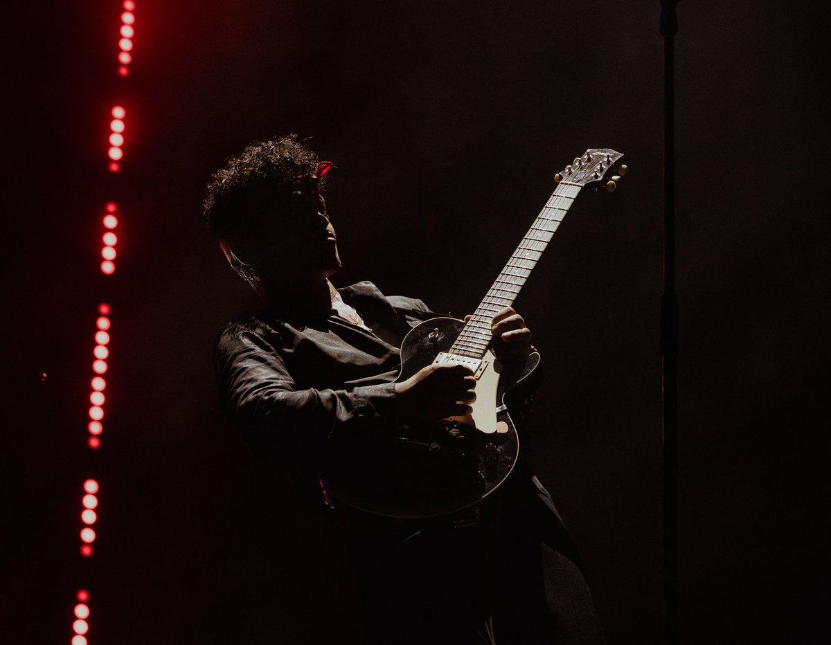 BrunoMarsAccess's tweet photo. The Romantic Tour, Bruno Mars 🌹❤️ https://t.co/A1fFm6EHt2