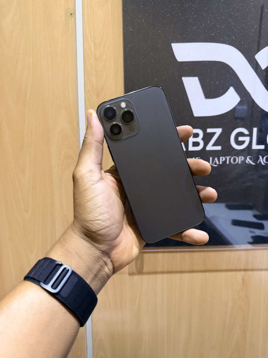 dabz_global's tweet photo. Deal‼️iPhone 13 pro max 256gb with 100% battery capacity! Battery has been changed. Face ID works great! 

Price: N400,000

Account: 5317045468 Dabz global biz ventures  Moniepoint 

Payment on deals are binding! We will not refund or repost, if you have “changed your mind”. We will refund/ come to an agreement according to your wish, if the description of what we posted is different from what you received.  Please be sure you want this before payment. RESPECT THE PROCESS‼️    

Nationwide Delivery 🚚📦