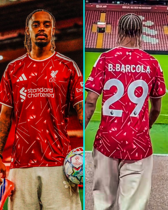 eurofootcom's tweet photo. 🇫🇷✨ Bradley Barcola explains his number 29 shirt at Liverpool... 👕 

"When I was little, I played FC, so I promised myself to have the number 29 with Alex Hunter. In the end I was lucky to have it. That's why I hope to keep it for the whole of my career." 🎮 https://t.co/sYkrFLJ6v2