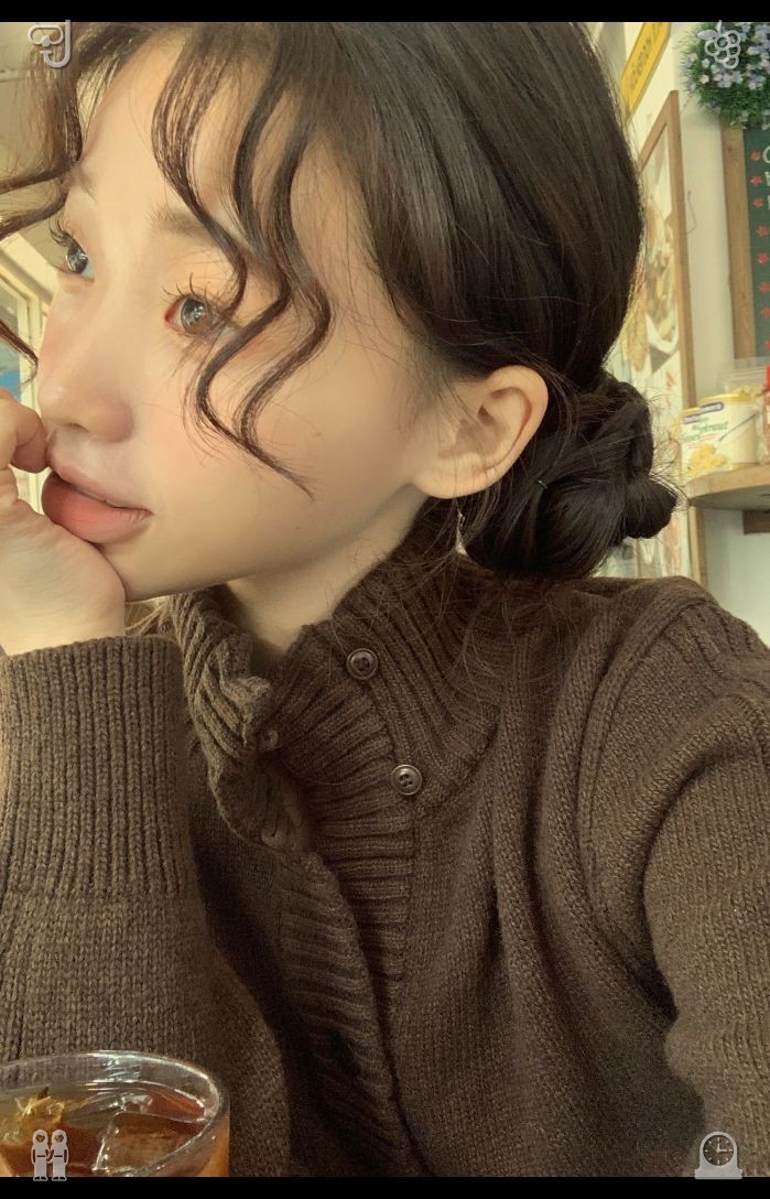 taayan1234's tweet photo. 🧶Playing Dominoes with My Brother—A Game of Strategy and Wit. My buddy greets me at the start of the path, backpack dangling from her shoulder, a grin stretching across her face. "All set for this adventure?" she asks, and I give a quick nod, thrilled to head out on this tre https://t.co/7xxpZHHtyb