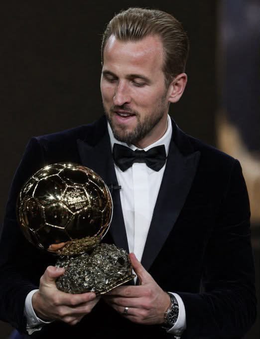 Kaiserin_fcb's tweet photo. Retweet to help spread the word. 

#KaneBallonDor 🔴⚪️ 🏆 https://t.co/fUoeuxvU6N