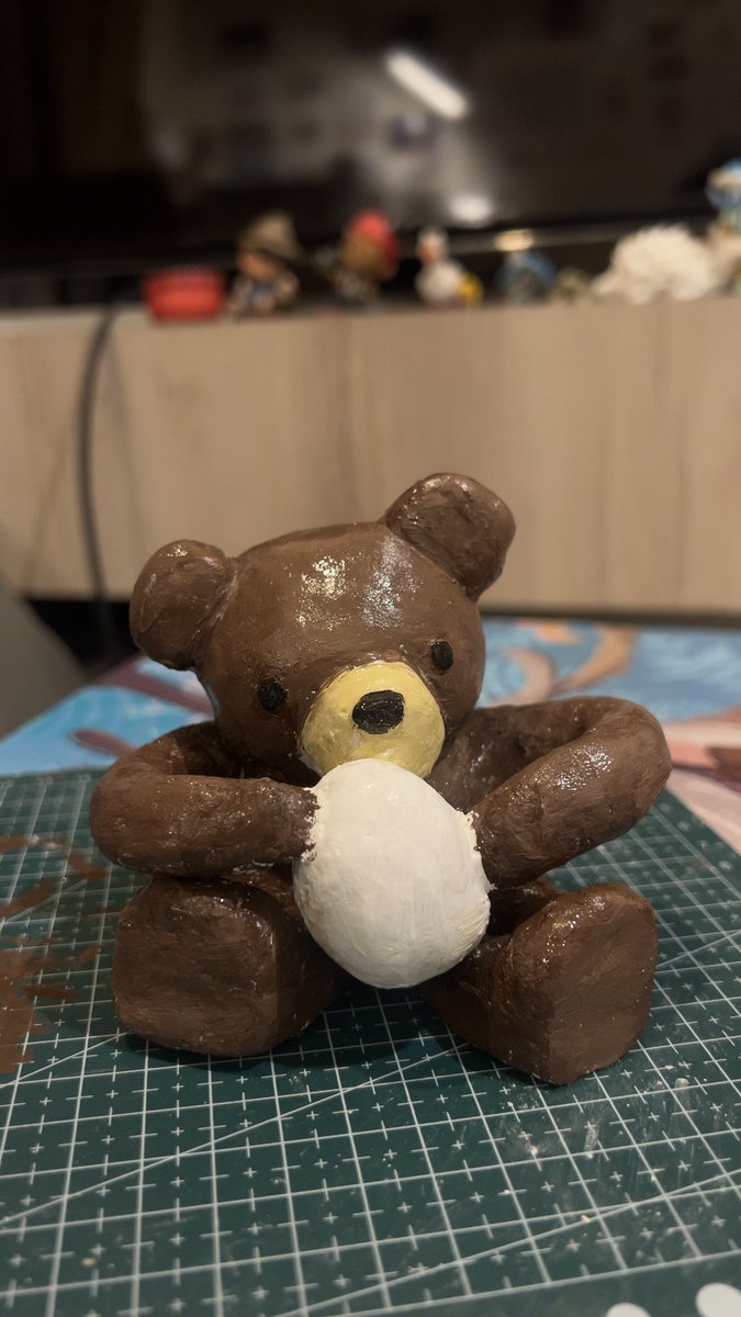 blackheartww's tweet photo. I asked P’ because I last time gave at fan sign gift is not fully dry I wonder if it broke in between😆😂by the way it’s toothbrush holder for both😭🐻🥚

SHELLYPUNDAO Y ENTERTAIN AWARDS
#YentertainAwards2026xshellypundao
#YentertainAwards2026 #ShellyPundao https://t.co/xWOBzVjWtv