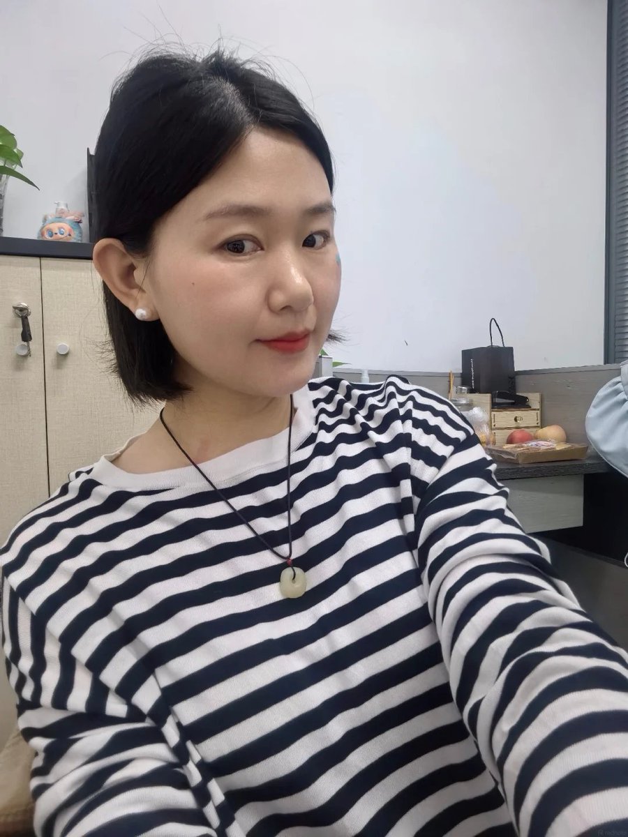 net1user1's tweet photo. 新人第一次露脸，请大家多多关照👀 有没有愿意主动认识我的？ https://t.co/p8FpinN9zB