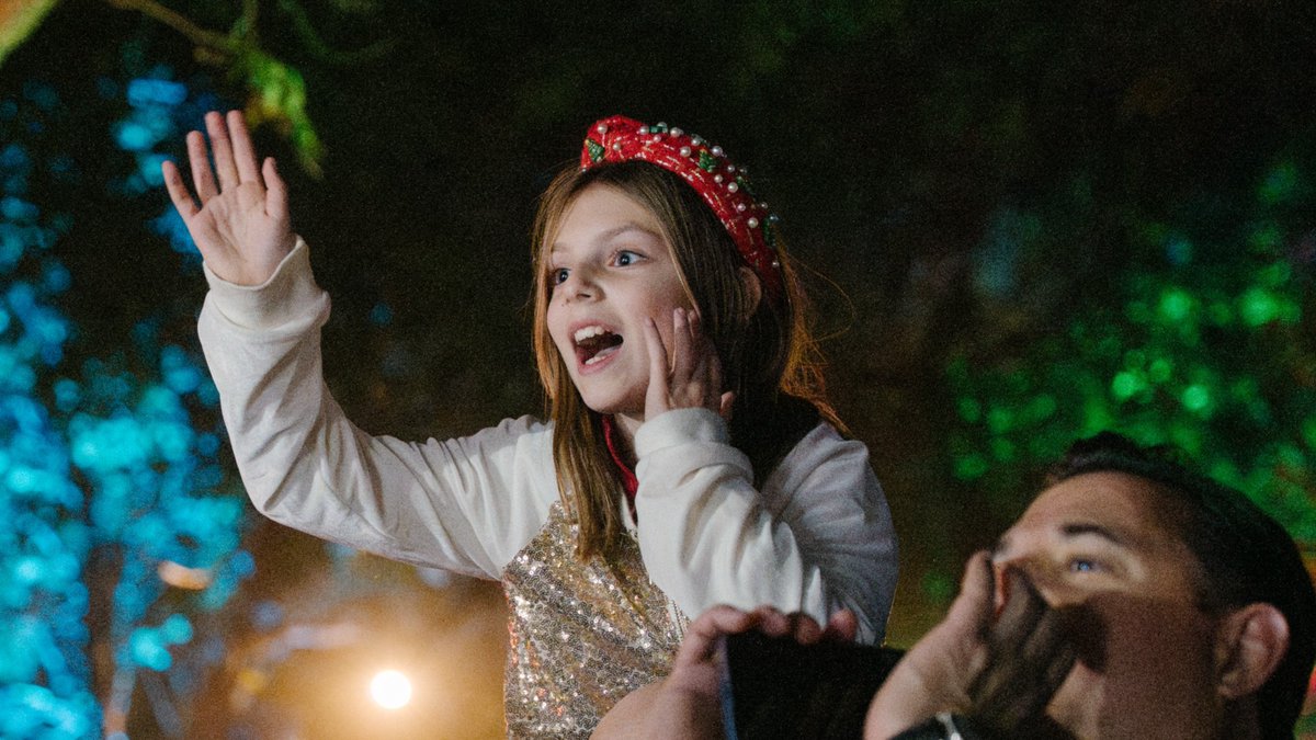 ATXLights's tweet photo. Calling All Performers!

We're looking for local musicians, choirs, dancers, theater groups, and solo artists to take the stage this holiday season! ✨

Perform on the @HEB Community Stage December 10–23.

Apply today: https://t.co/E6cv3E2kS3 https://t.co/cViykyrghK