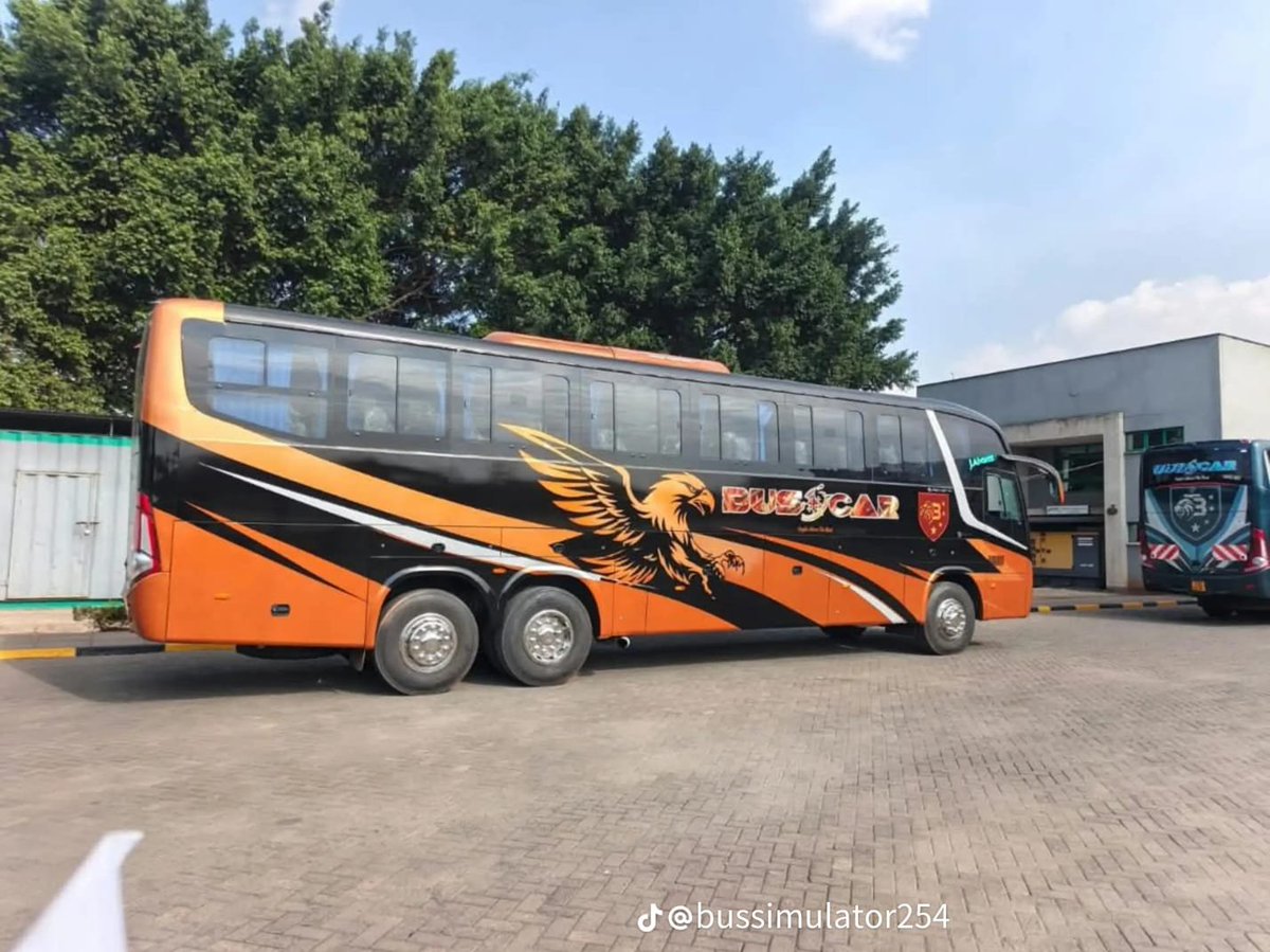 anj_116_'s tweet photo. The new Marcopolo G7 X1200 units for Buscar 🦅🦅

Kampala-Nairobi 

2x1 seat configuration [37 Seater]

Powered by @ScaniaEA https://t.co/aZOAB178P5