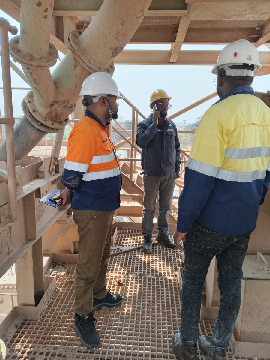pm01kipoka's tweet photo. Le travail... Kip company votre partenaire dans le secteur minier... https://t.co/wtLGTjc8dk