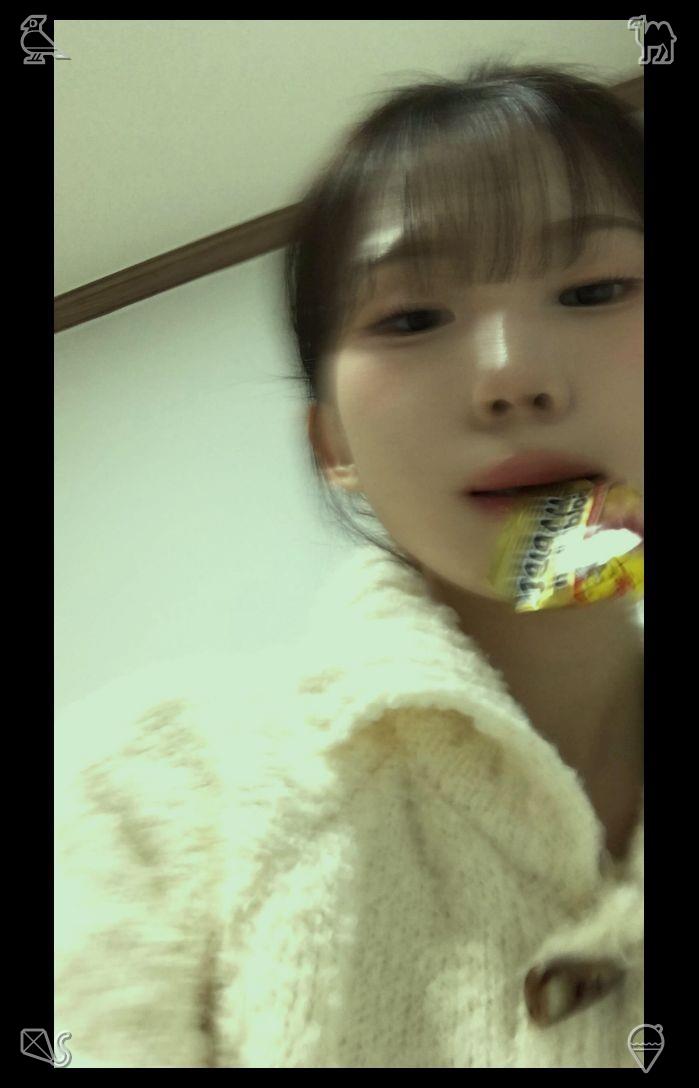 ENokkuS's tweet photo. Avoid aiming for impossibly high ambitions that may shatter your self-assurance; instead, break your grand vision into manageable daily steps, letting consistent small achievements guide you steadily and securely toward your ultimate goals.🎧A vivid, plastic dessert spoon https://t.co/GGZL0YTcKP