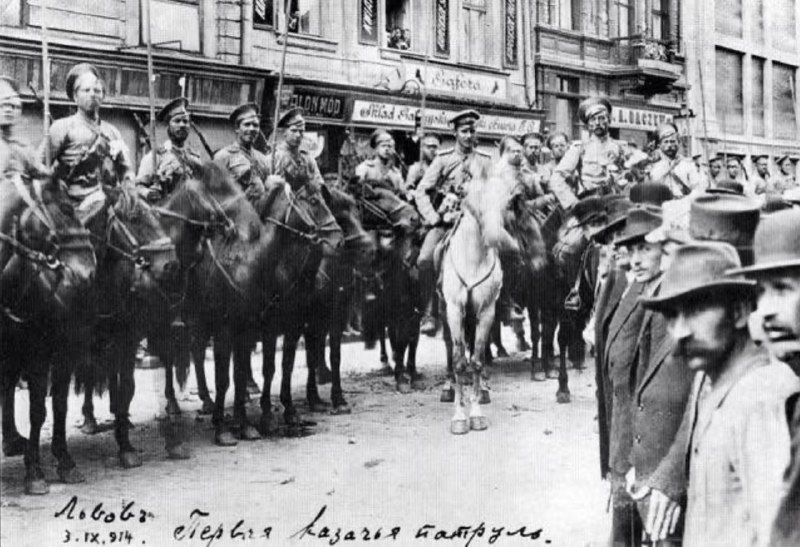 AAiacciu's tweet photo. [🏛️   history #OTD]

⌛️     September 3, 1914: #Russia-n   🇷🇺   Cossacks in #Lemberg, then in the Austro-Hungarian   🇦🇹   empire, nowadays #Lviv   🇩🇪 💀 🇺🇦, still fruitful womb of the Ukrainian endemic Nazism https://t.co/P4KYPsvAxP