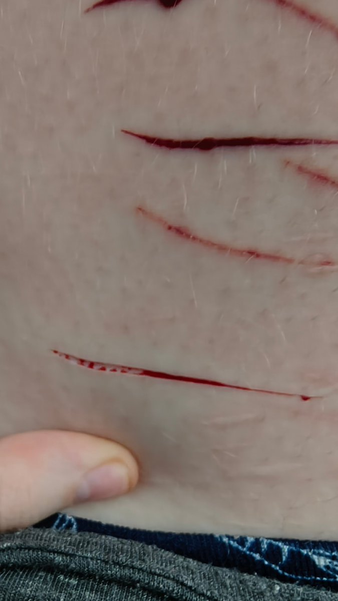 redglassviles's tweet photo. I was really into my Halloween practicing since it's starting to get close but I think I maybe got a little carried away😅 I usually don't go this deep into practicing on silicone https://t.co/tKVRAmr8Q9