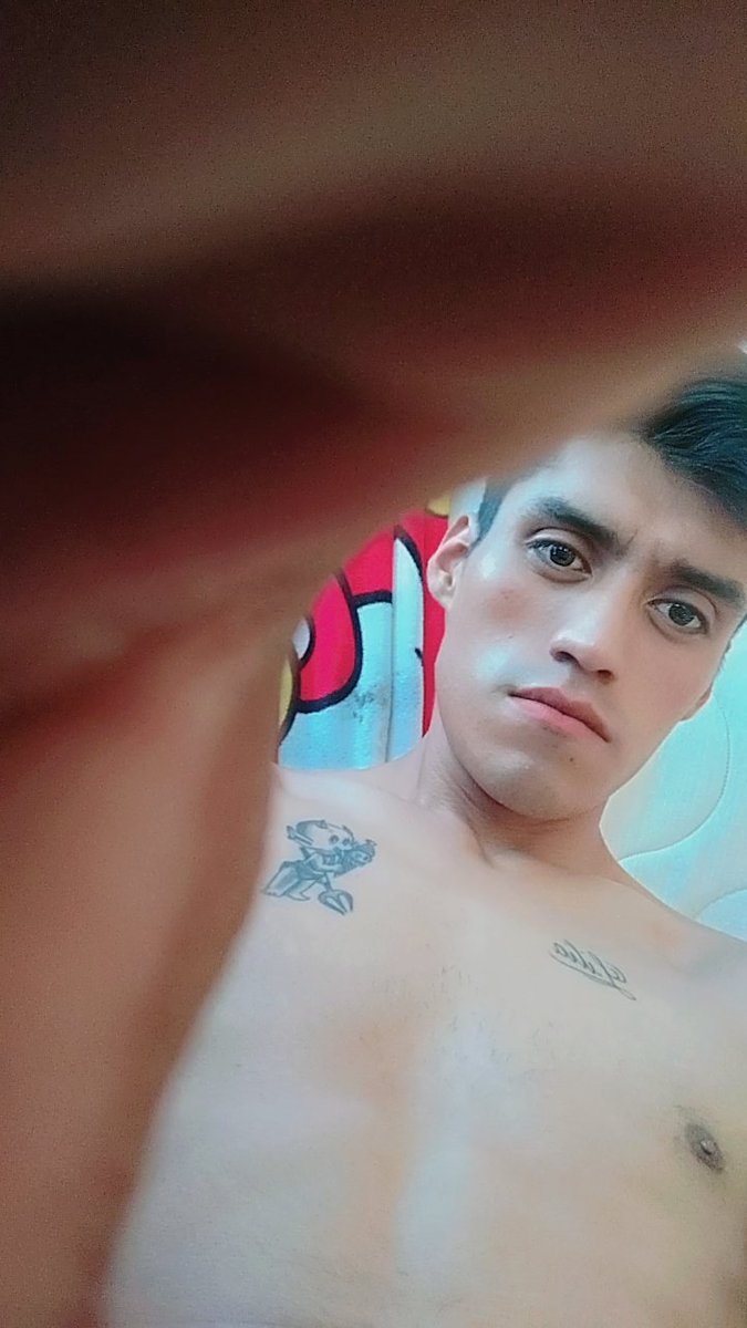 Carlos553295's tweet photo. Hola 👋 voy a cambiar de cuenta por quién guste seguirme les dejaré el link de la otra está la voy abajar https://t.co/3ThRgmm9rj
