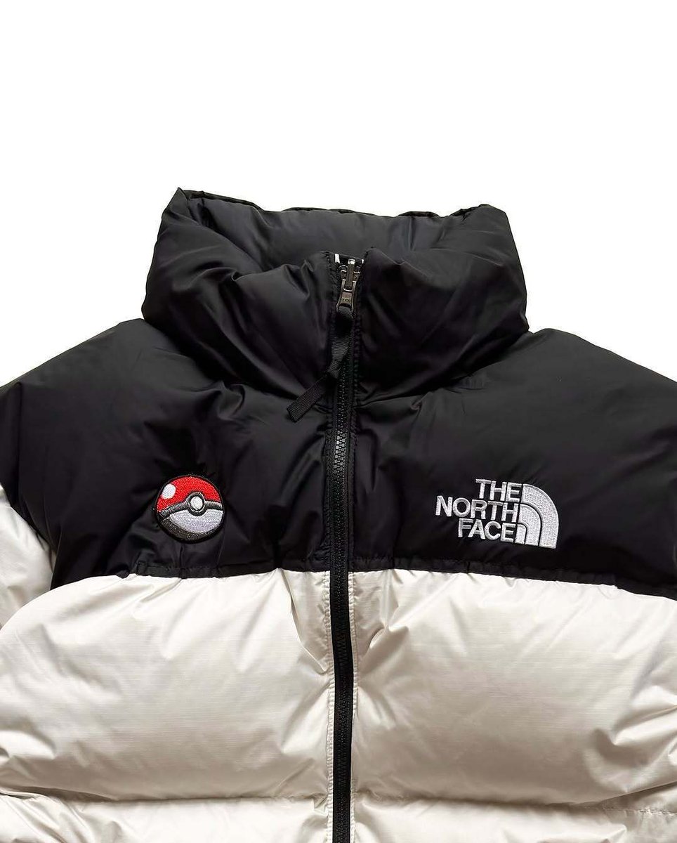 JustFreshKicks's tweet photo. Pokémon x The North Face Nuptse 700 “Lugia” 🌊🦢 https://t.co/PmD6Cob5pE
