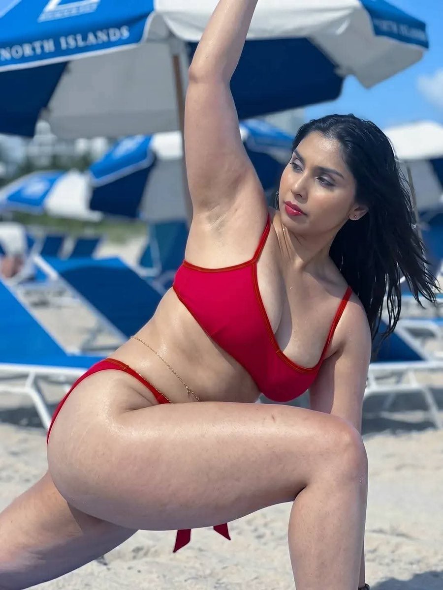 gurl_modern's tweet photo. Name: Melztube (Gabby / Melz / Gabby Melz) 

Date of Birth: February 15, 2005
Age: 21 years
Height: 4'11" – 5'0" (150–152 cm)
Weight: Approx. 55–60 kg (curvy/plus-size build)
Body Measurements: Voluptuous curvy figure (prominent bust, hips, and toned flexibility)
Birthplace: Miami, Florida, USA 
Nationality: American (Colombian descent)
Education: Not publicly detailed
Profession: Content Creator | Model | Actress | Influencer
Years Active: 2024 – Present (rapid rise)   
💰🤑 Net Worth: Estimated $500K+ (growing quickly)   Income Sources:
• Social media platforms (TikTok, Instagram, X)
• Brand collaborations & endorsements
• A😬ult/content subscription platforms (OF, etc.)
• Modeling shoots & beach/lifestyle content
• Viral videos & fan engagements   Social Media Followers:
• TikTok: Millions (highly viral)
• Instagram: Strong following under relevant handles
• X (Twitter): – 600K+ followers   

Relationship: Not publicly disclosed  ❤️