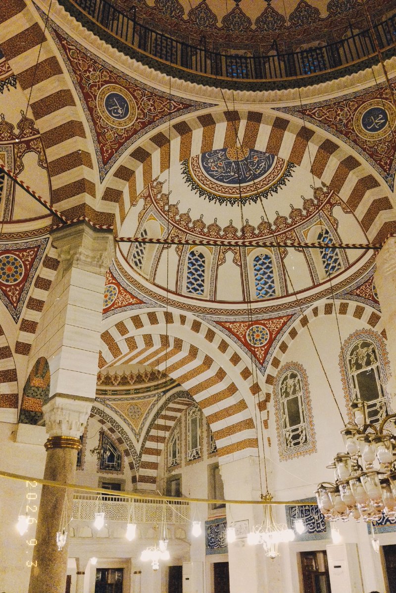 brkbbeyy's tweet photo. bir akşam namazı vakti Validei Atık Cami. https://t.co/3uSlw9OZuA