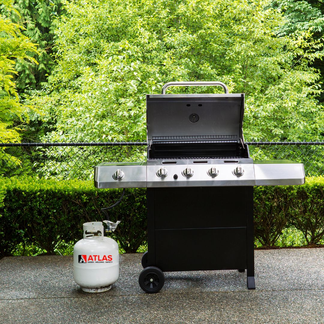atlaswsco's tweet photo. Labor Day weekend = grilling weekend. Stop by Atlas Welding Supply and get your propane before the burgers hit the grill! Happy Labor Day! 🌭🍔 

#LaborDay #Propane #PropaneSupplier https://t.co/lnkpOwLk6q
