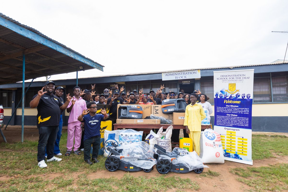 GCBBankPLC's tweet photo. At the Demonstration School for the Deaf in Mampong, our team from Transaction Banking donated lawn mowers, water pumps and food supplies to support the school and its students.

One of 95 SCIP projects by 4,500+ staff impacting up to 1M lives.

#GCBSCIP #GCBCares https://t.co/AR7WMH3Biq
