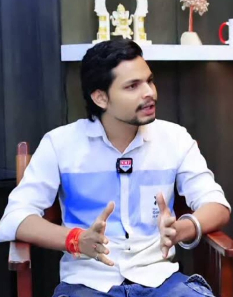 Gill_Iss's tweet photo. If they can support 'Umar Khalid' then don’t feel ashamed to support 'Swatantra Bhardwaj'🚩🔥

Mark your presence by writing: “WE ARE WITH SWATANTRA BHARDWAJ" https://t.co/WEt8WRbLH8