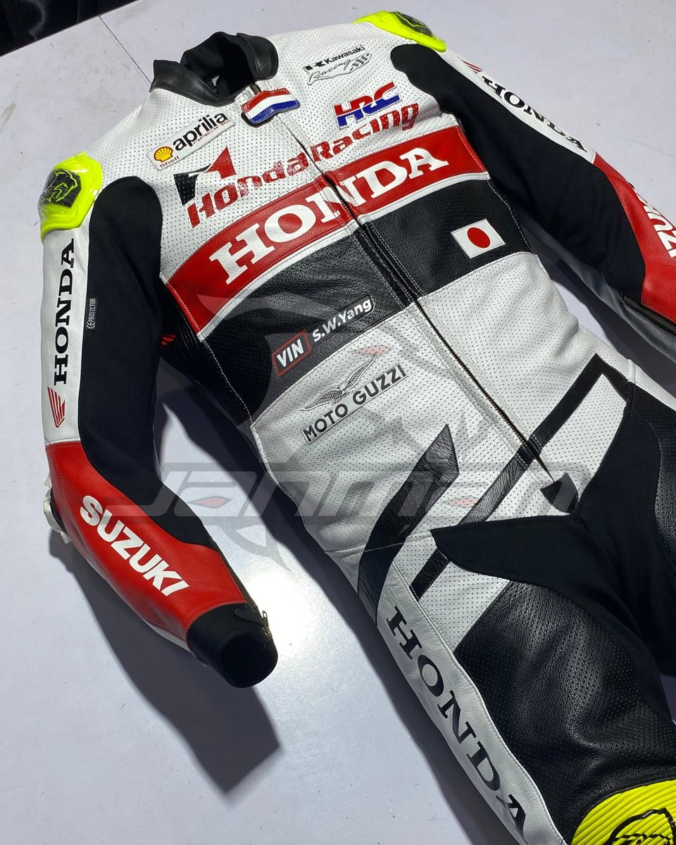 PearlyLindbeck's tweet photo. AAA-crafted custom cowhide race leathers

Model: CUSTOM
Made to AAA, FIM, MFJ specs
Level: TRACK or CHAMPIONSHIP
Protection: CE Level 1 or 2, Type A or B
Airbag compatible on request
Available for men, women and kids

Crash-tested bespoke leathers https://t.co/JDAJSL1Szv