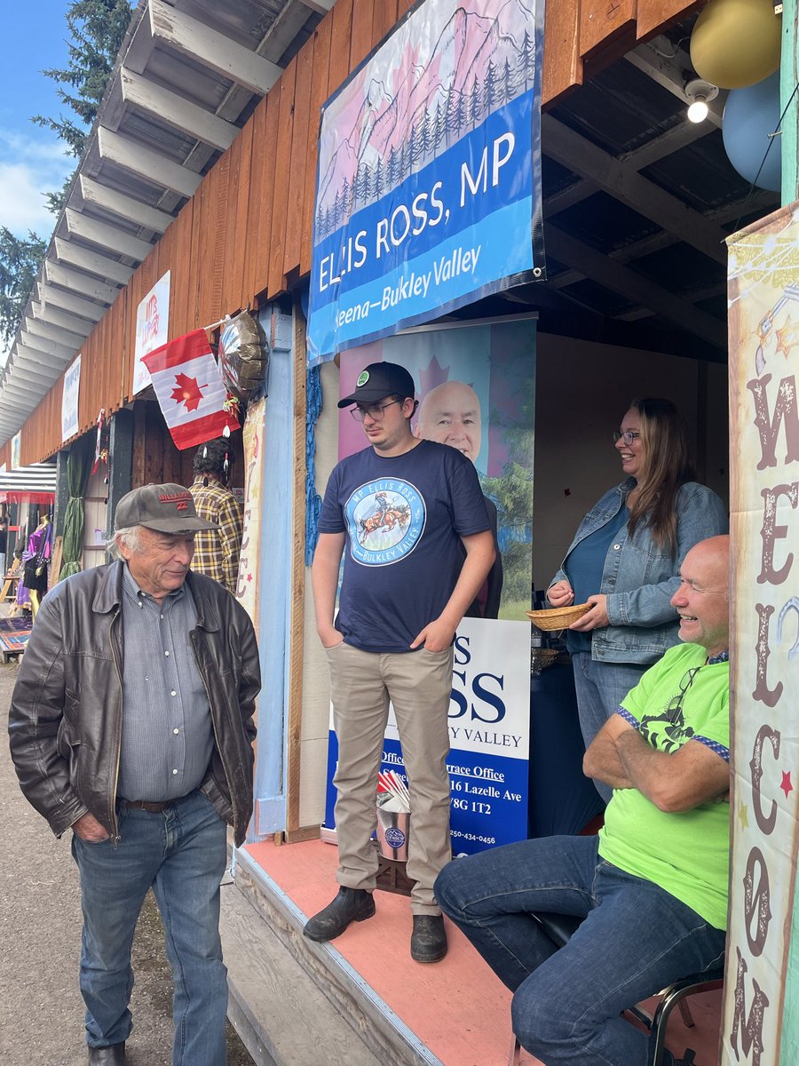 ellisbross's tweet photo. BVX in Smithers last weekend was a blast!

I am always impressed by how welcoming and friendly the Smithers community is. Thank you to all the volunteers who put in the time and effort to make this event possible every year.

It was also great to see so many people stop by my booth to say hello, share their concerns, and talk about the issues that matter to them.

Thank you, Smithers, for another great BVX!