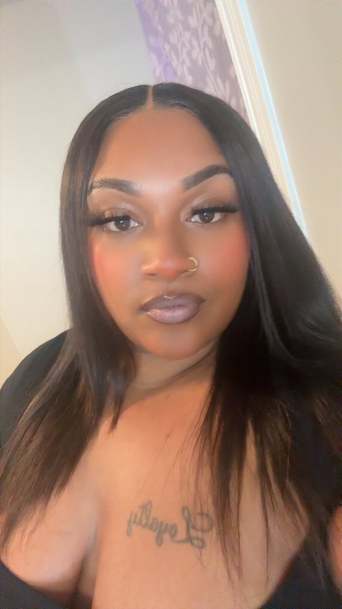 highhvibrations's tweet photo. Still pretty 🤪😘 https://t.co/tvL8AJyjUj
