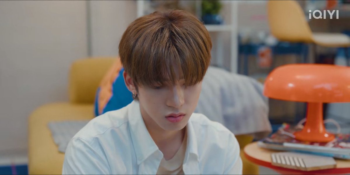lyknsbff's tweet photo. Just remembered my friends have other friends 😩 cant believe this (joking but also lowkey guys i dont have other friends why are you cheating on our friendship) (still joking) https://t.co/YvPubiHSKY
