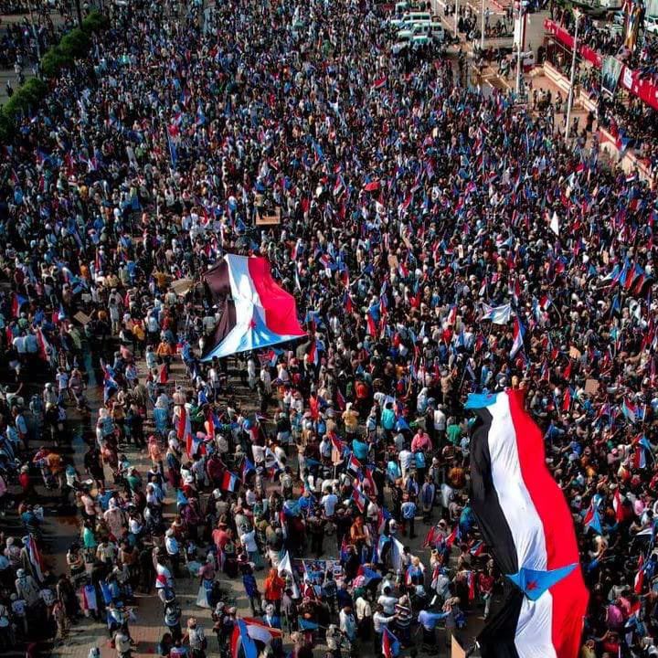 MohdTaqi11's tweet photo. هذا الشعب يستحق تحقيق المصير 💙 https://t.co/eXvIfqukrT