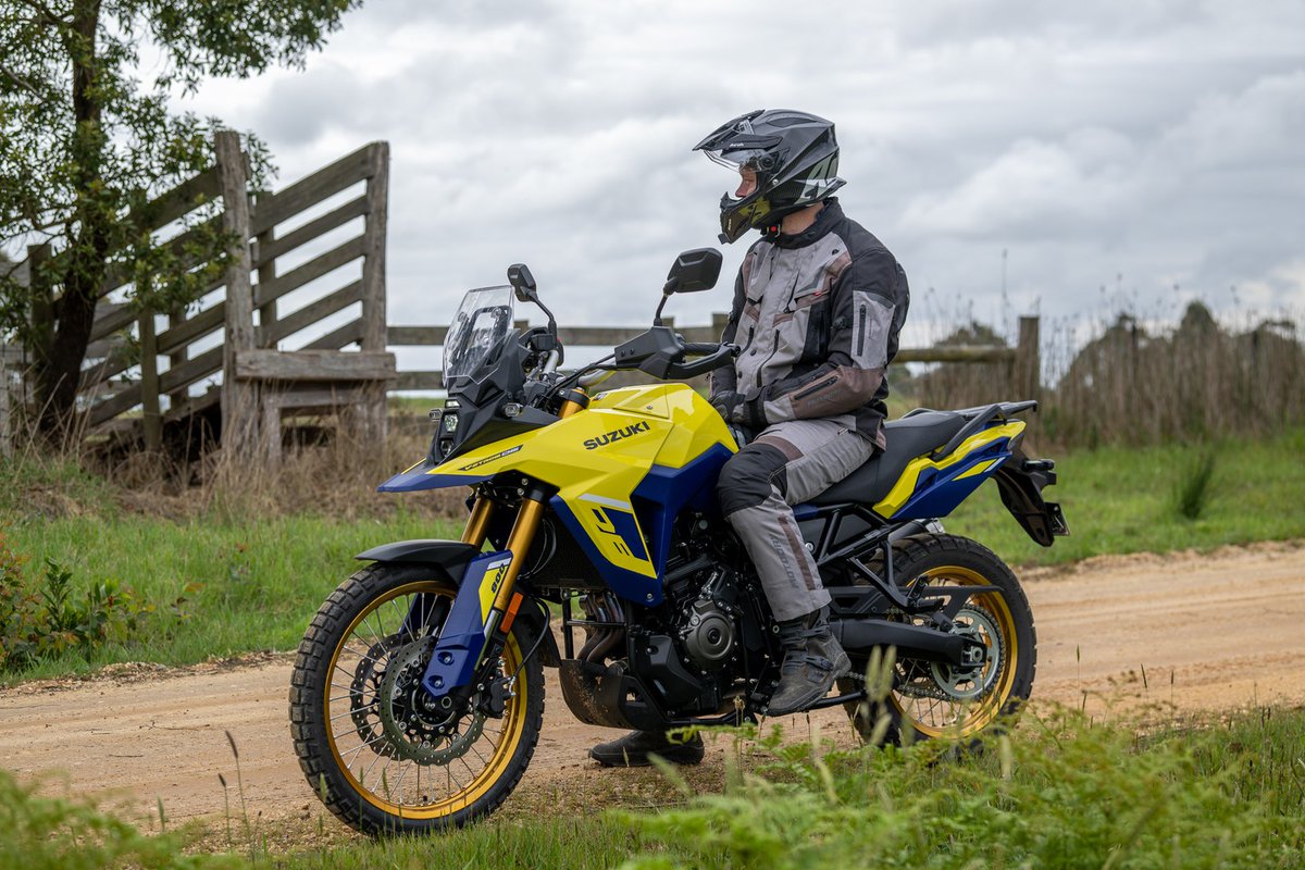 VinnieGossbgk's tweet photo. Long roads, open skies, and plenty of kilometres ahead. Be prepared for every ride and enjoy each adventure. https://t.co/BXWy8NMDGW