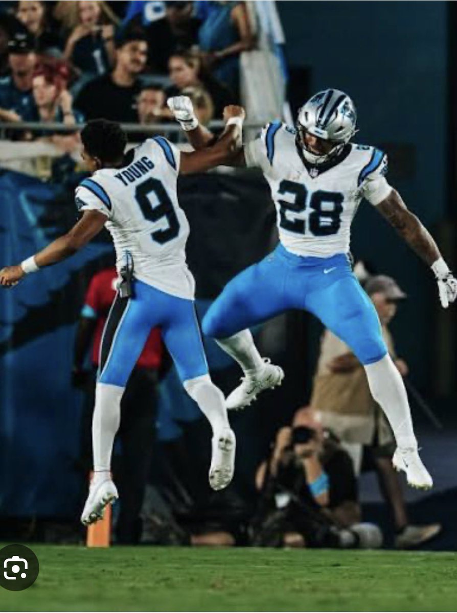 EndzonePanthers's tweet photo. Anyone else got a sneaky feeling about AJ Dillon having a big impact on offence this year. 

Just feel like he’s gonna be a 3rd and 4th down menace especially in the RZ https://t.co/WKpftYEyJ0