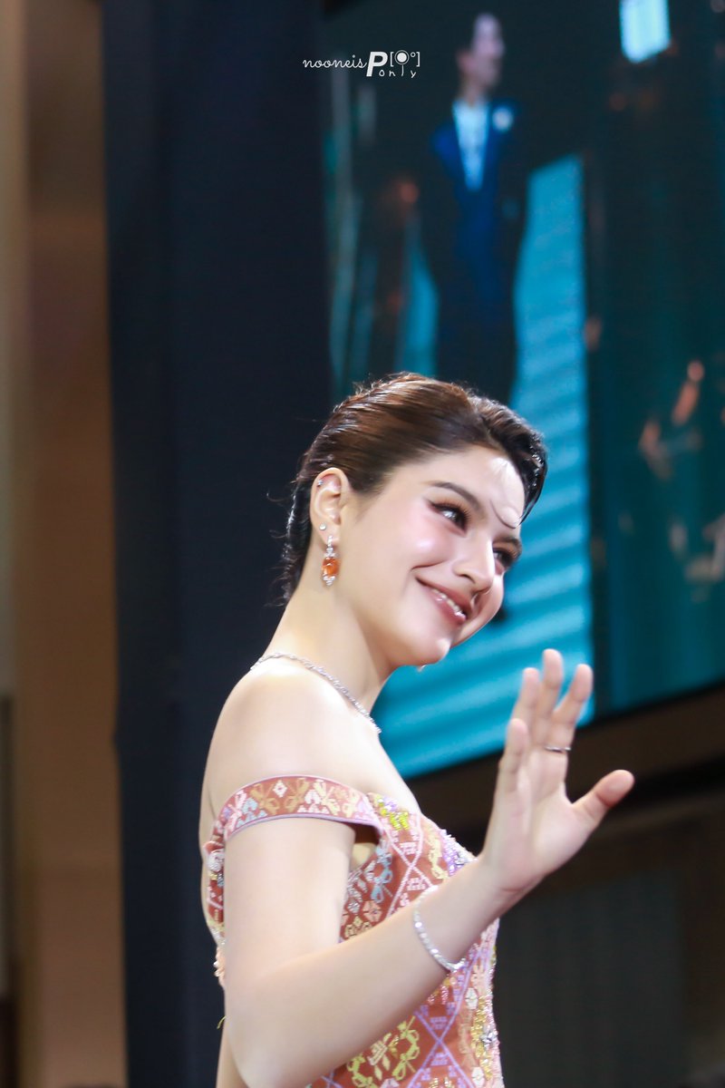 nooneis_ponly's tweet photo. คนเก่งของมี้ สวยมากเลย
รักนะ เจอแค่แป๊บเดียวก็รักนะ รักมากเบยยเชลลี่ 🥹🥹🥹🥹 @shellybenda 🤍🤍🤍

SHELLYPUNDAO Y ENTERTAIN AWARDS
#YentertainAwards2026xshellypundao
#YentertainAwards2026 https://t.co/5n6dhzTQsR