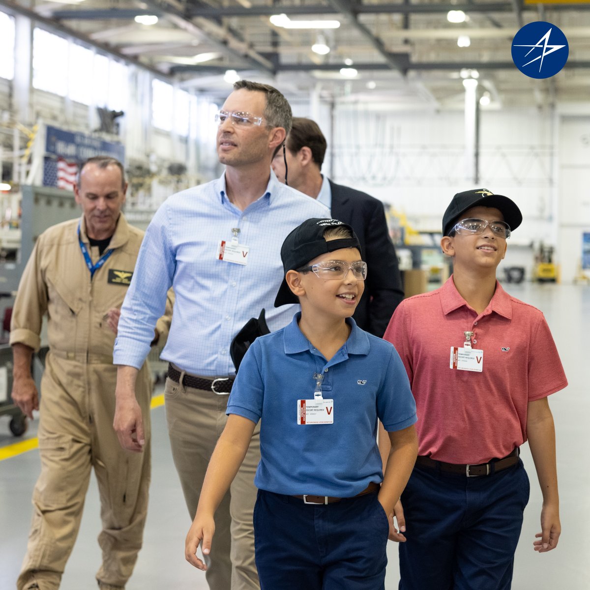 Sikorsky's tweet photo. For the Waldman family, the Black Hawk is more than an aircraft. It’s a way home.

When severe flooding hit their sons’ summer camp, a Black Hawk helped bring Parker and Sawyer home safely.

Months later, the family visited Sikorsky to meet some of the people behind the aircraft.