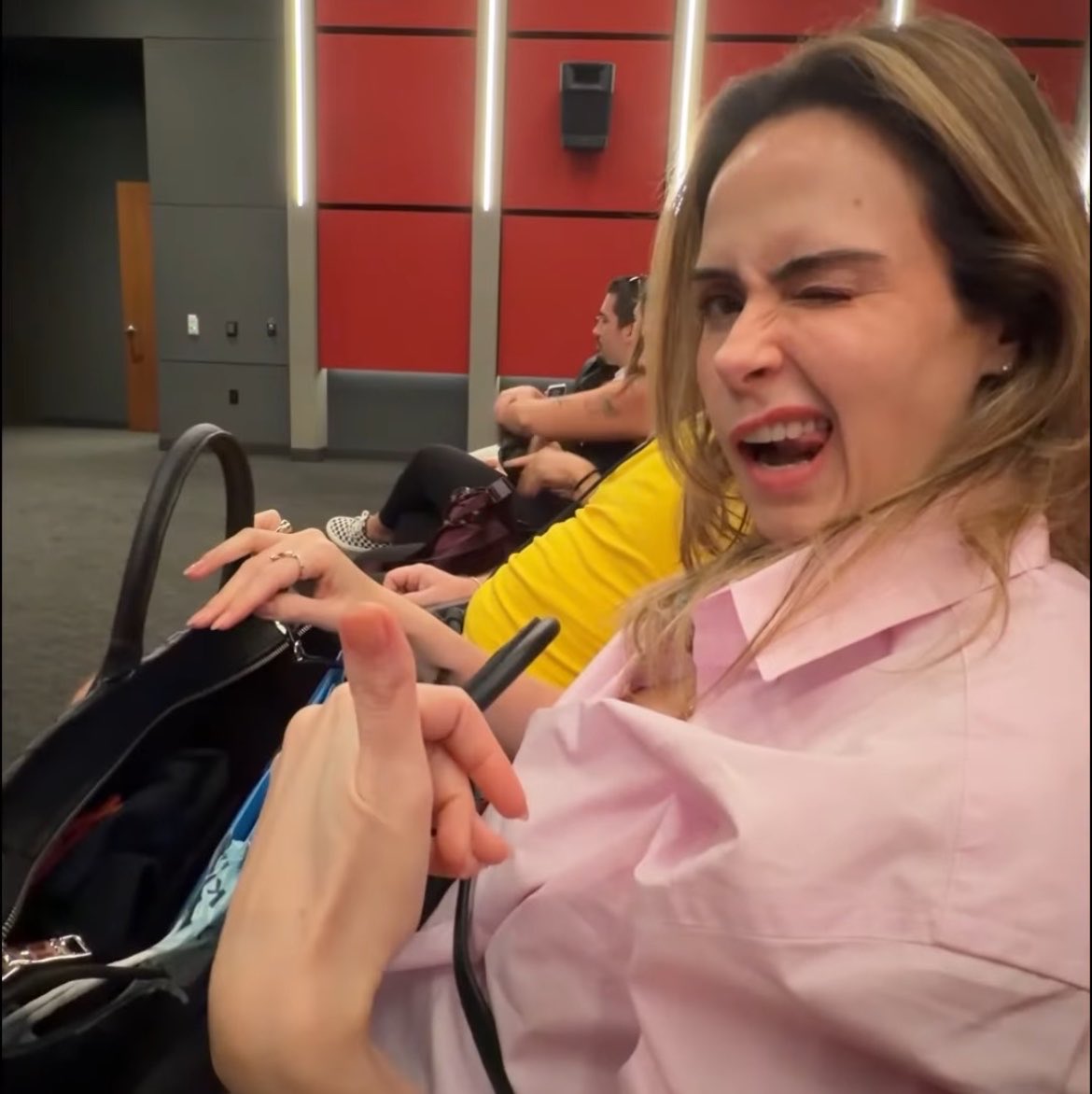 winrenault's tweet photo. Esse meio que virou meu dump preferido https://t.co/Q77SJBckH9