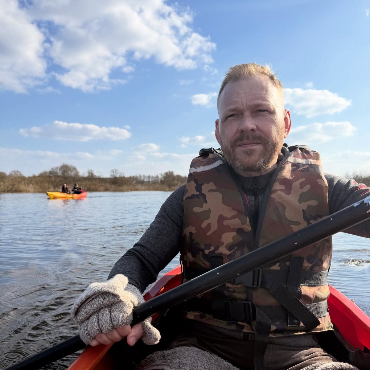 Jacqueline6bb's tweet photo. Rafting down the Smerd River, then along the Pripyat and its floodplains—an amazing day with wonderful people. https://t.co/24kubKkFQy