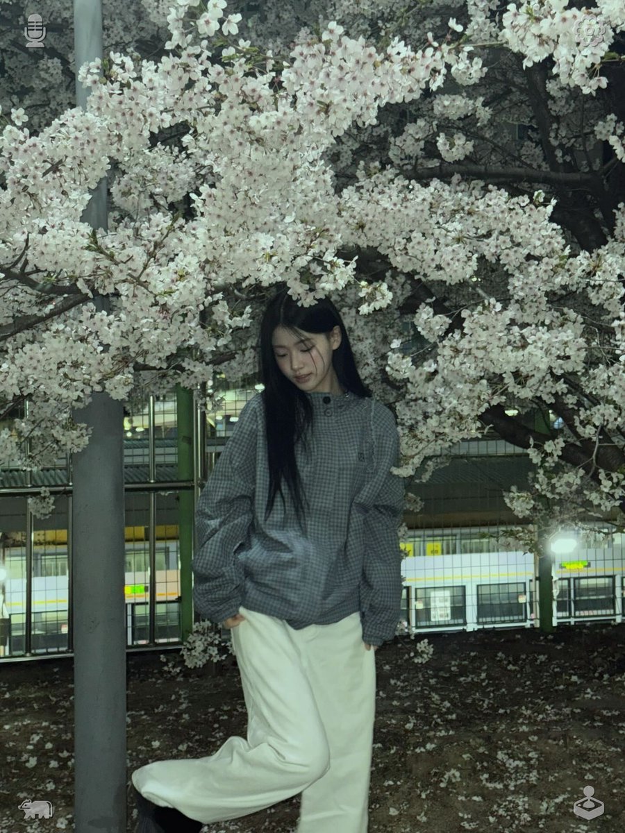 natsuki_sga's tweet photo. 🔮Production is underway! Things are moving along well—stay focused! Following each letdown, gently consider what you might tweak in the future rather than sinking into prolonged sorrow or second-guessing. https://t.co/EPM0yJCA5j