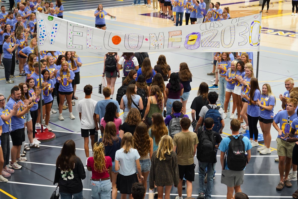 oconschools's tweet photo. Welcome, #ClassOf2030! ππ¦
Our OHS freshmen kicked off their first day with LINK Crew, learning the ropes, making new connections and getting fired up at a pep rally! ππ
Loud, proud and ready for game day! ππ£#OconPride #OconDriven https://t.co/NeQmKwVaKW