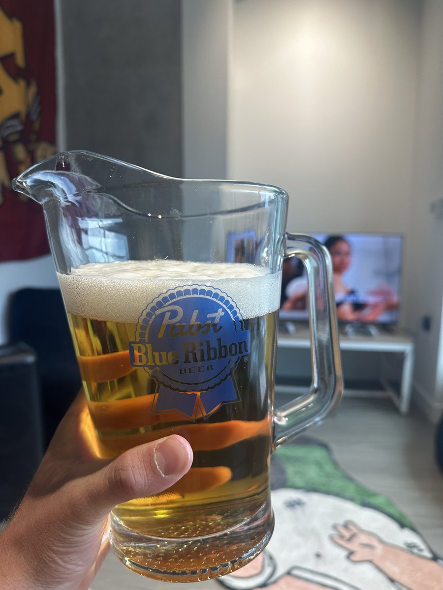 richardciderbox's tweet photo. Happy gameday #beering https://t.co/xtdPvVrVBZ