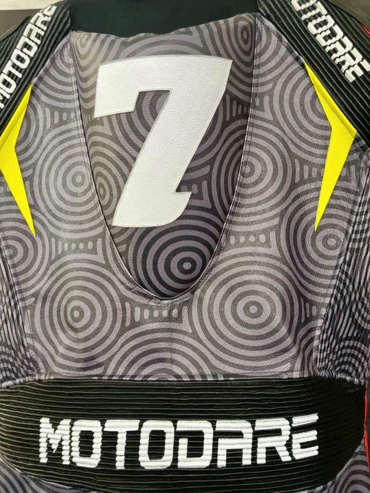 SharanRiff0lam's tweet photo. Every stitch has a purpose. Every panel is handcrafted. Every suit tells your story. Let’s build yours. https://t.co/jIpvPXCBRB